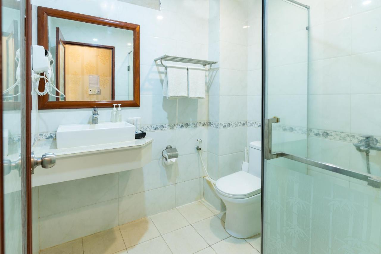 Hotel Nhu Y 2 Bandar Ho Chi Minh Luaran gambar