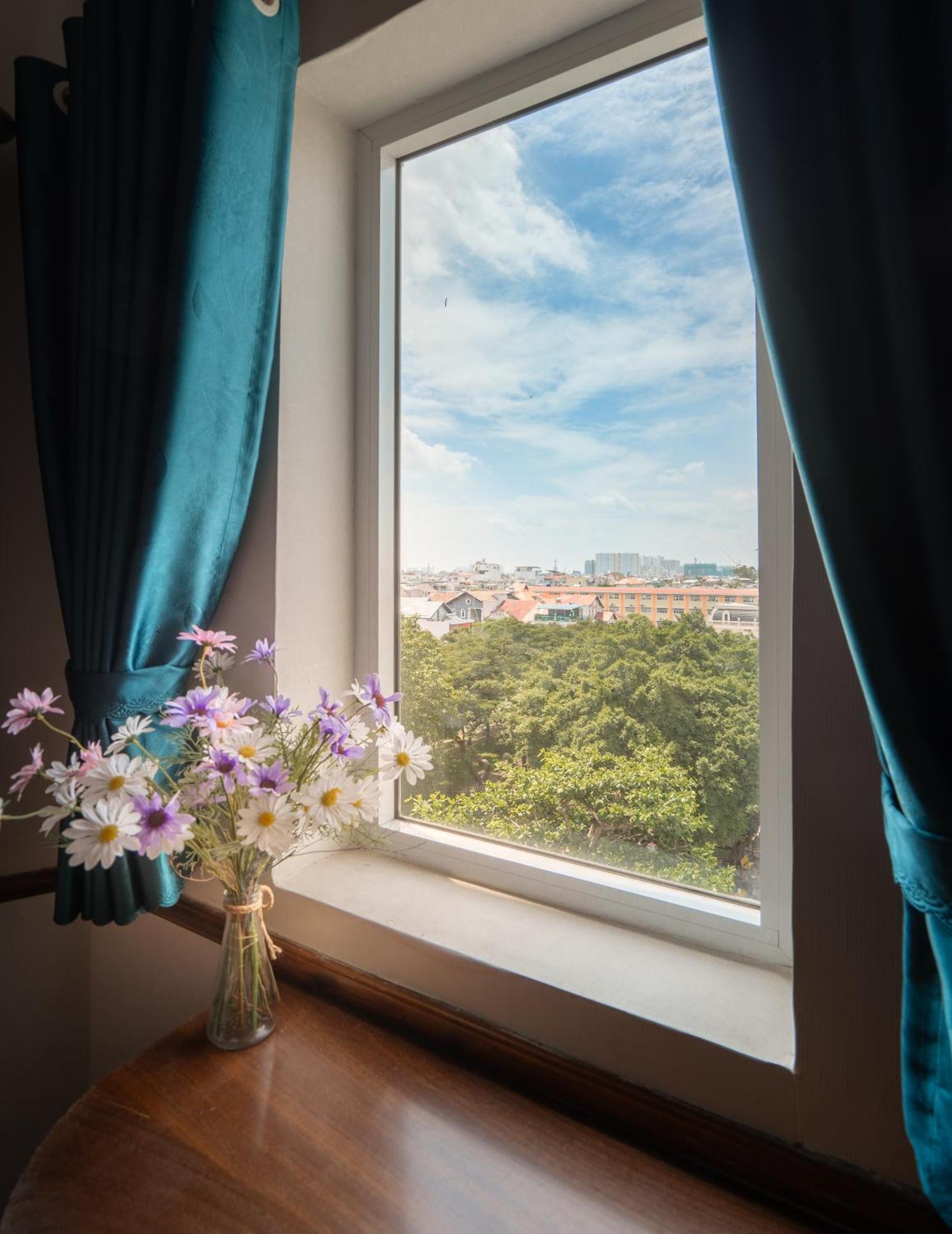 Hotel Nhu Y 2 Bandar Ho Chi Minh Luaran gambar