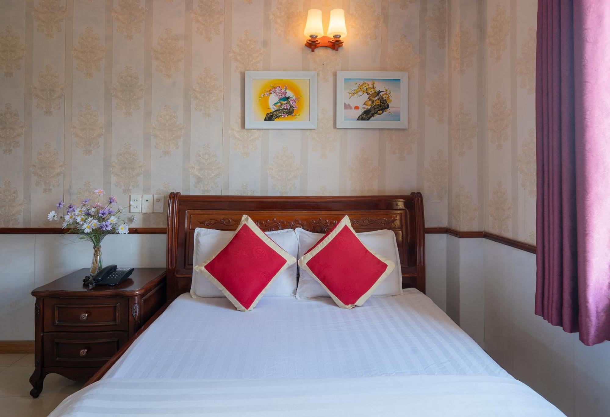 Hotel Nhu Y 2 Bandar Ho Chi Minh Luaran gambar