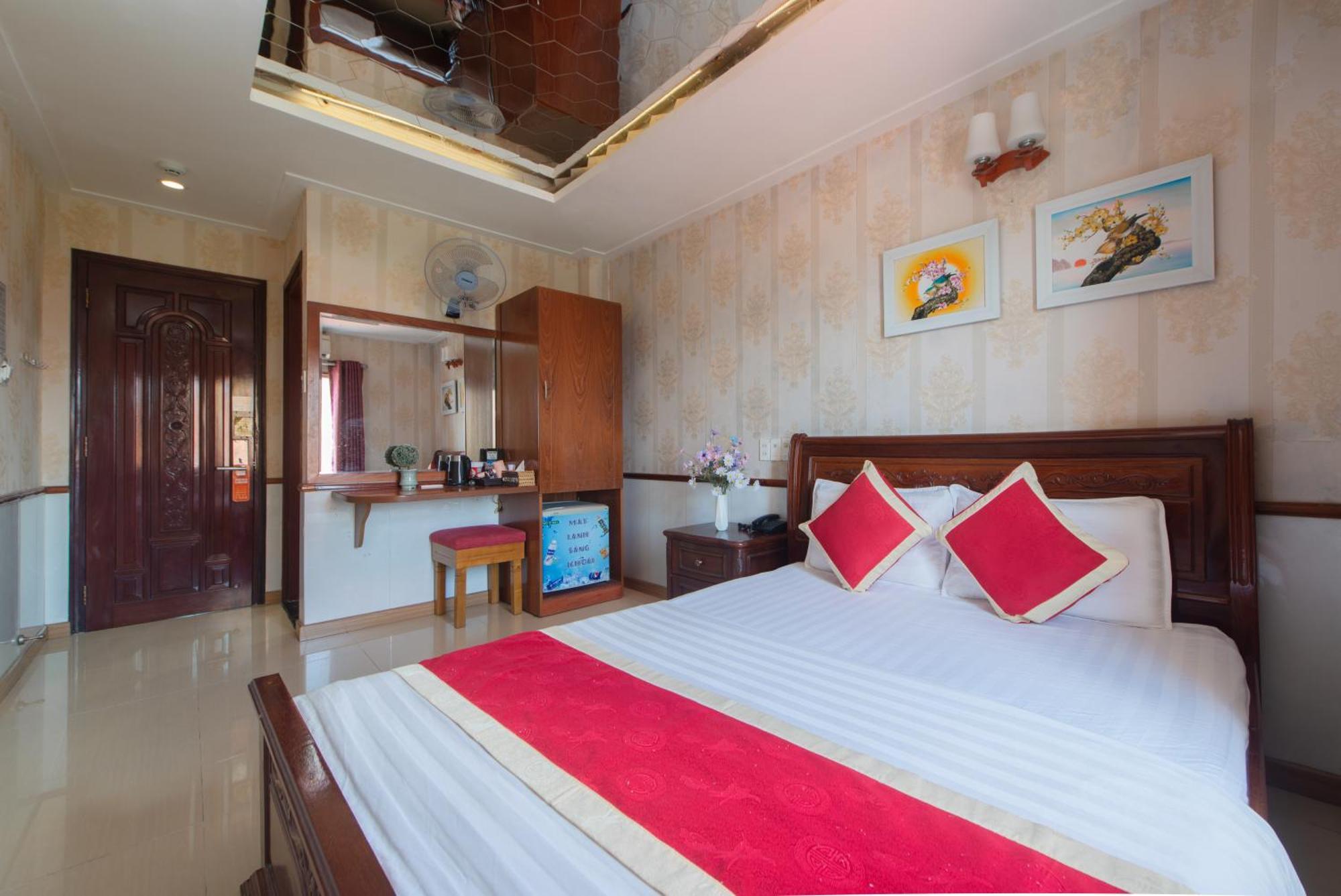 Hotel Nhu Y 2 Bandar Ho Chi Minh Luaran gambar