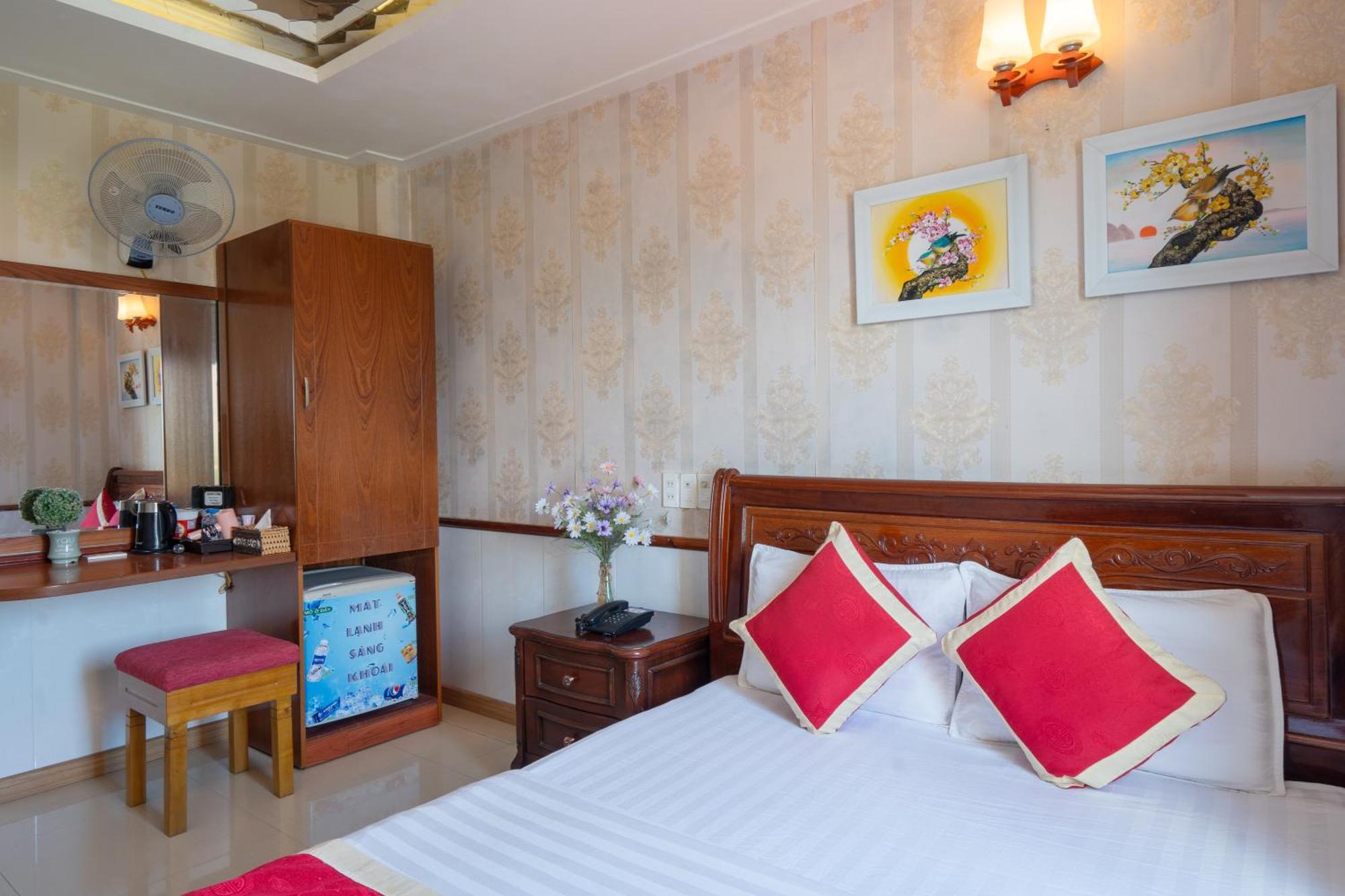 Hotel Nhu Y 2 Bandar Ho Chi Minh Luaran gambar